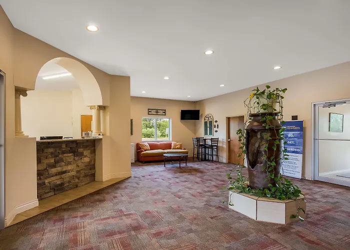 Surestay Hotel By Best Western Whittington Rend Lake